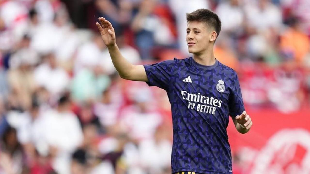 Arda Güler İmzayı Attı