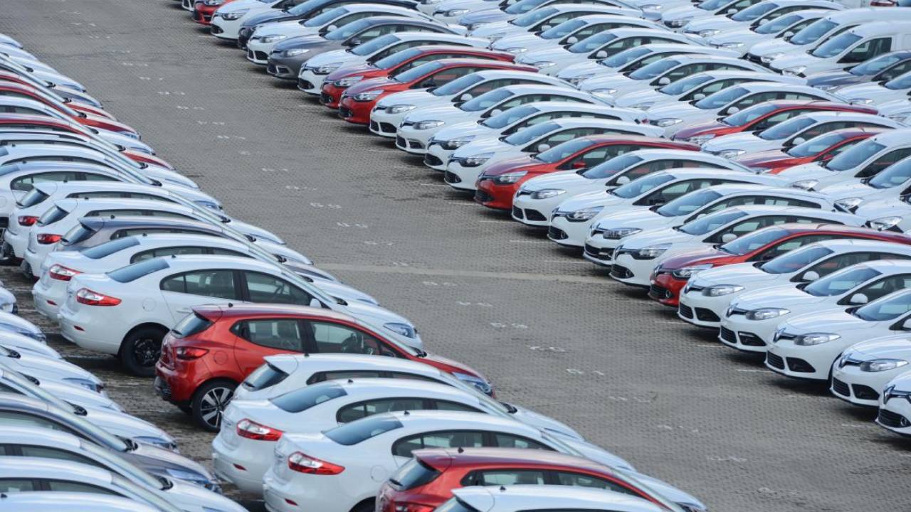 İkinci El Araç Piyasasında Bayram Havası: Rekora Hazırlık Başladı