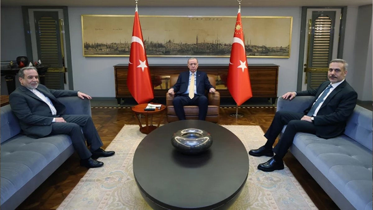 İstanbul'da kritik görüşme: Cumhurbaşkanı Erdoğan Arakçi'yi kabul etti