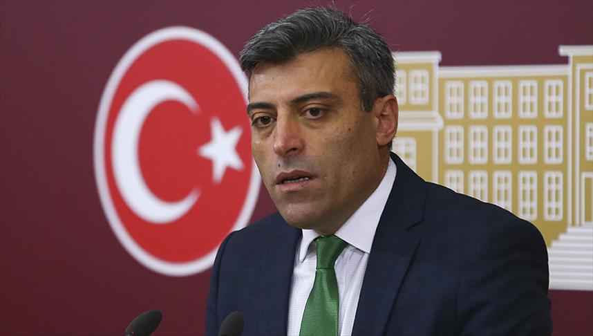 Atatürk'e konjonktüre göre sahip çıkmayın