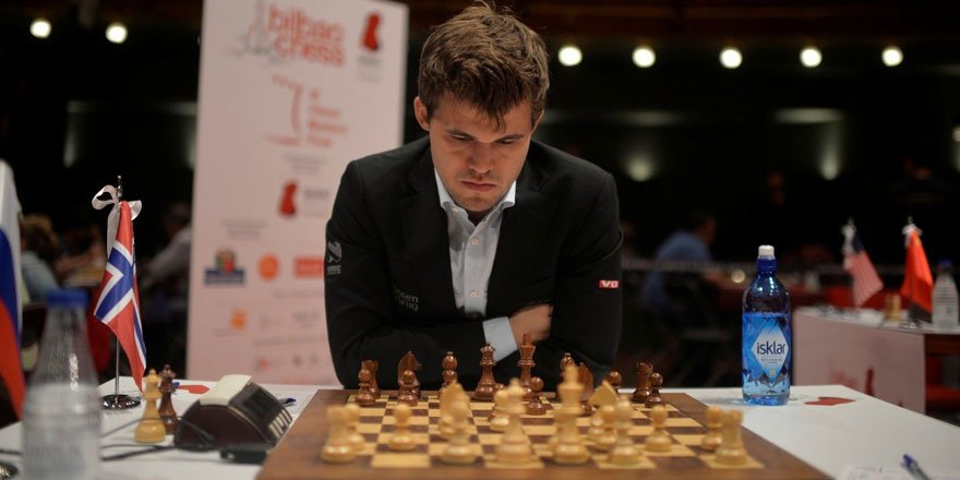 Magnus Carlsen'den satrançta dünya rekoru