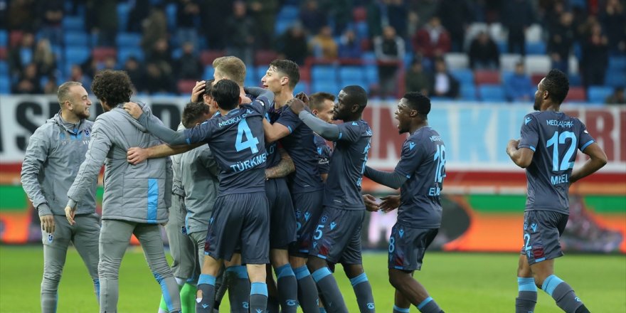 Trabzonspor Kasımpaşa'ya gol oldu yağdı!