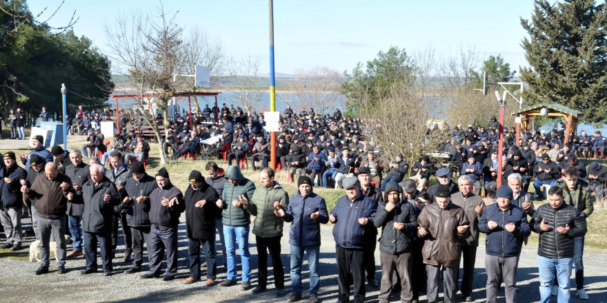 Tekirdağ'da 3 bin kişinin katılımıyla yağmur duası yapıldı