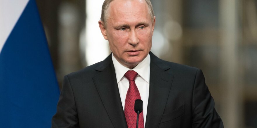 Putin, dört generalin biletini kesti