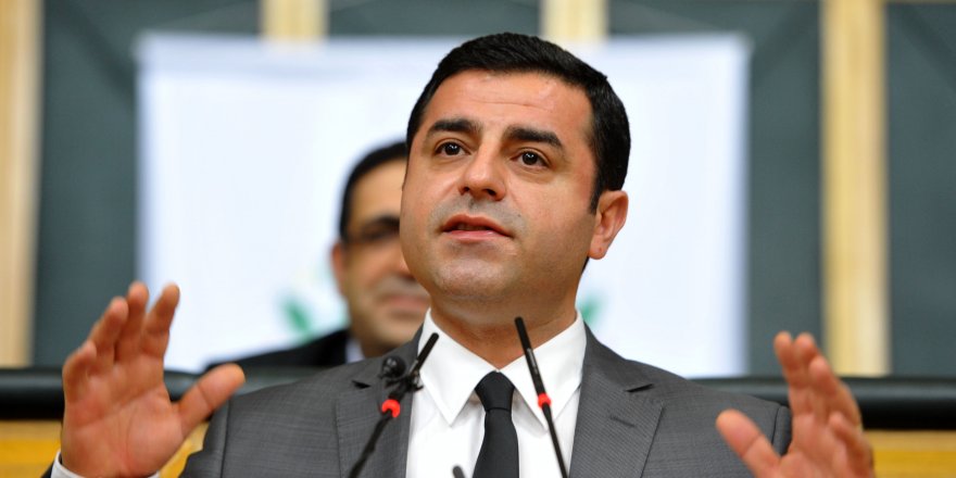 Selahattin Demirtaş köşe yazarı oldu!