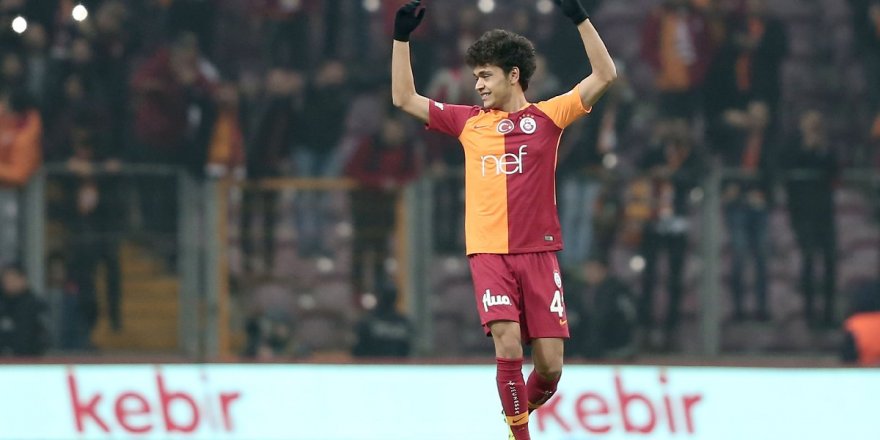 Galatasaray'da Mustafa Kapı kadro dışı kaldı