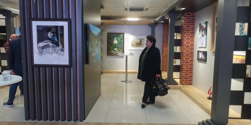 Türk ve İranlı sanatçılar aynı sergide buluştu