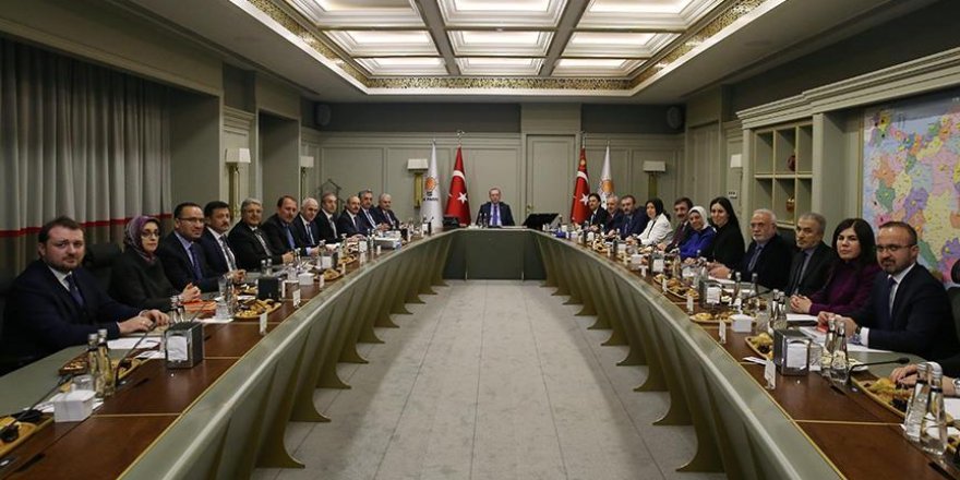 AK Parti MKYK toplantısı başladı