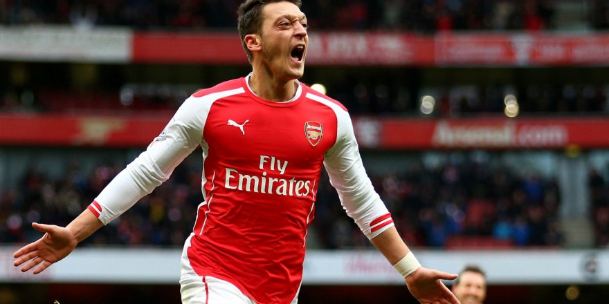 Mesut Özil, Hindistanlı çocukların ameliyat masraflarını üstlendi