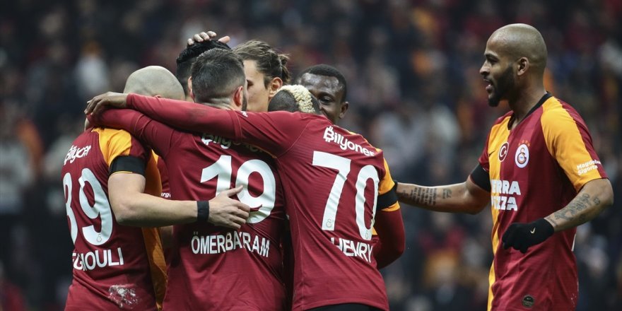 Galatasaray tam gaz ileri!