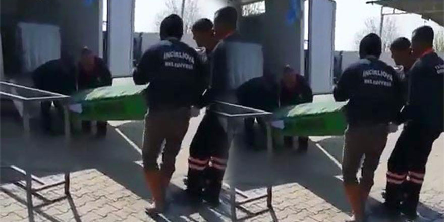 Sosyal medyayı salladı! Tabut bir anda...