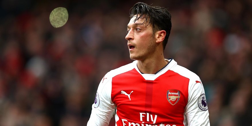 Acun Ilıcalı'dan bomba iddia: Mesut Özil Fenerbahçe'ye mi geliyor?