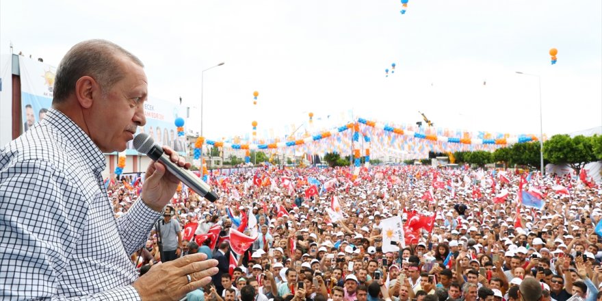 Erdoğan: "Kim kimin apoletini sökecek hesabını soralım"