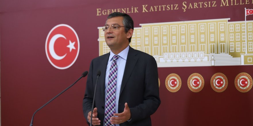 Özgür Özel'den Bakan Albayrak'a: "Damat bey sen kimi çarpıyorsun?"