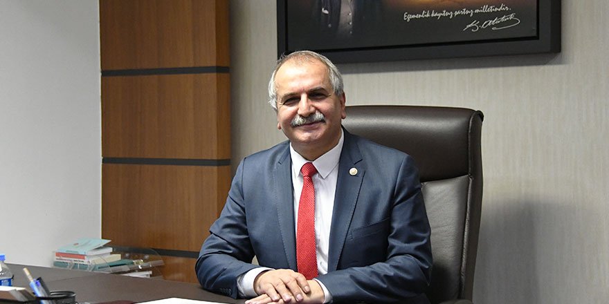 Ahmet Çelik Gün Sazak'ı andı