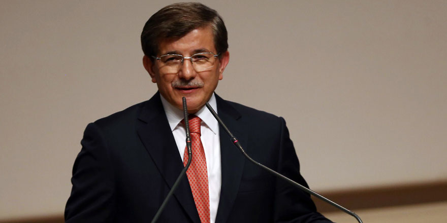 O tartışmaya Davutoğlu da dahil oldu