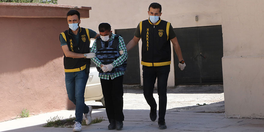 Cezaevinden çıkar çıkmaz yaptıkları kan dondurdu