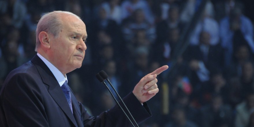 Ünlü anketçiden Bahçeli'ye: Beni kaça satın aldığını açıkla