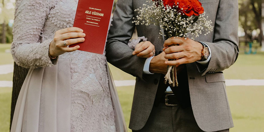 Hijyen kurallarına uymayanlar dikkat! Nikah salonuna boşuna gelmiş olabilirsiniz...