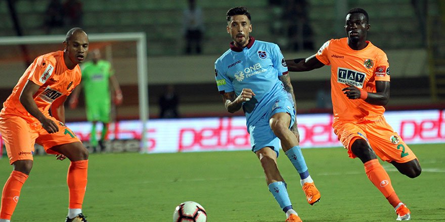 AKP'li vekilden Trabzonsporluları çıldırtan paylaşım: "Masada kazandık şimdi sıra sahada"