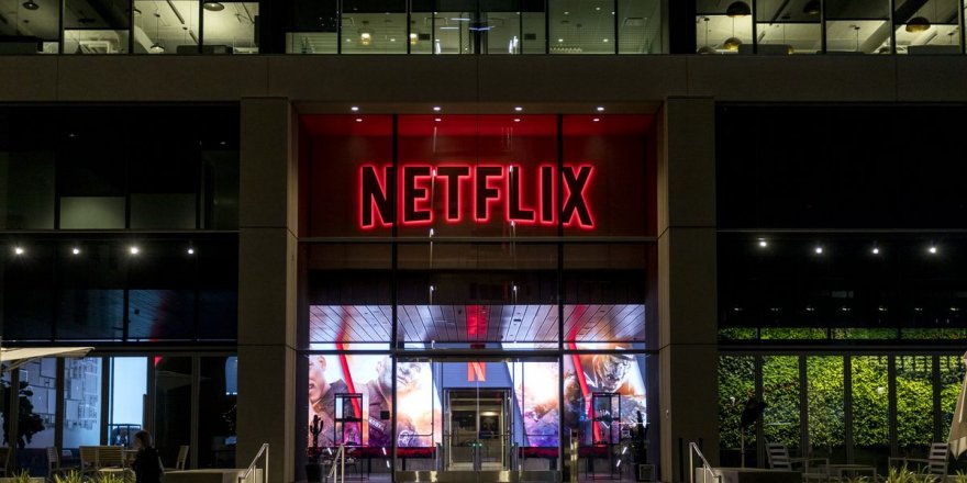 Netflix’in kurucusundan ilginç başarı tavsiyesi: Kitapları ve dersleri bir kenara bırakıp...