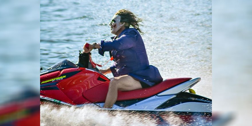 ‘Jet ski üstündeki Joker’in’ görüntüleri sosyal medyaya damgasını vurdu