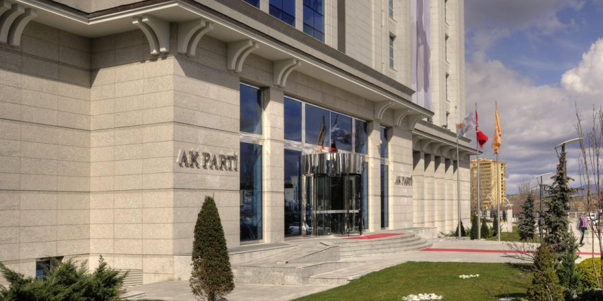 AKP'li milletvekili korona virüse yakalandı