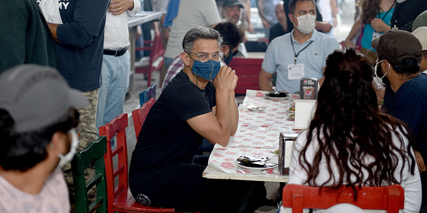 Dünyaca ünlü oyuncu Aamir Khan, Adana'da kebaba doyamadı