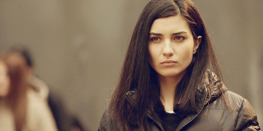 Tuba Büyüküstün iktidara yakın o gazeteye ateş püskürdü: "Delirdiniz herhalde"