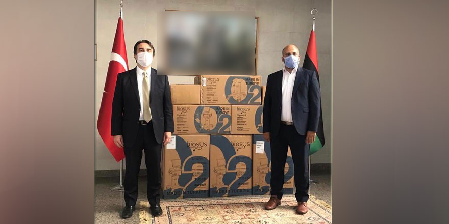 Duvardaki tablo çok konuşulur! Bu fotoğraf Libya'daki Türk Büyükelçiliği'nde çekildi