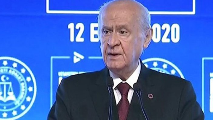 Bahçeli: Darbe Türkiye'nin on yıllarını çaldı