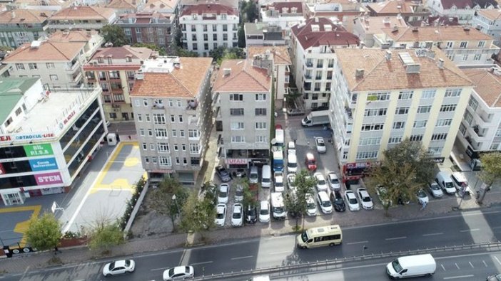 1 yıl önce mühürlendi! 'Eğik bina' bir türlü yıktırılamadı