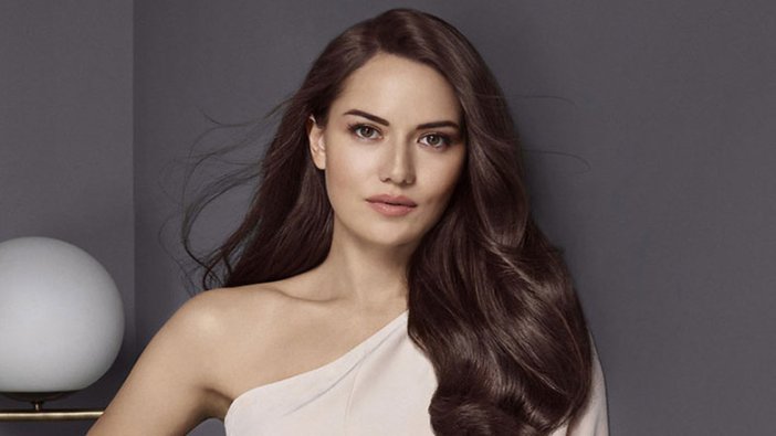 Fahriye Evcen'in fotoğrafları sosyal medyayı salladı