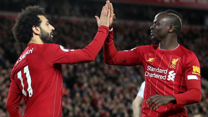 Liverpool'un gol makinesi korona virüse yakalandı