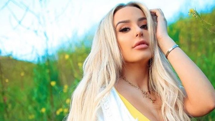 ABD'li Youtuber Tana Mongeau, Donald Trump karşıtlarına öyle bir vaatte bulundu ki...