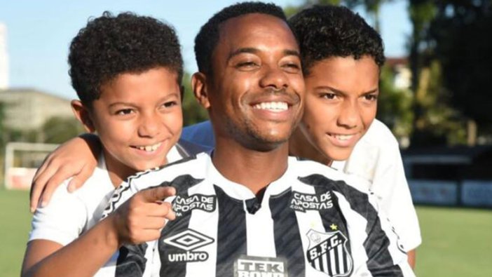 Robinho, 2 bin TL karşılığında transfer oldu!