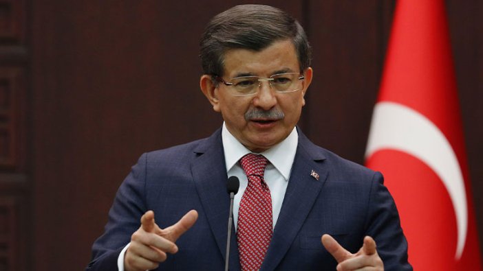 Ahmet Davutoğlu'ndan gündeme dair flaş açıklamalar!