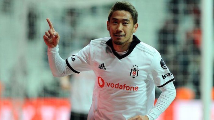 PAOK'ta Pelkas'ın yerine Kagawa hamlesi