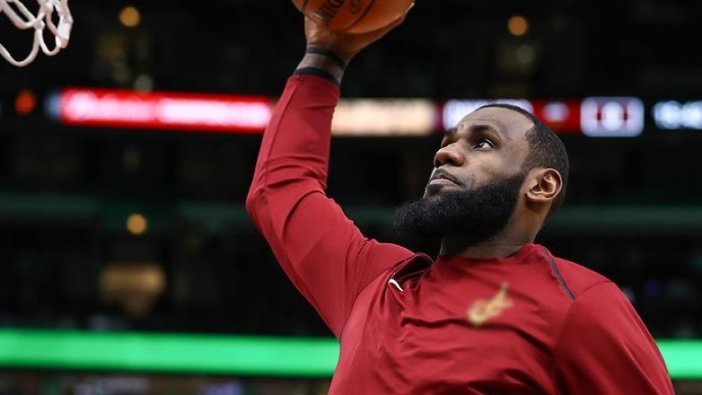 LeBron James Nowitzki'yi geride bıraktı