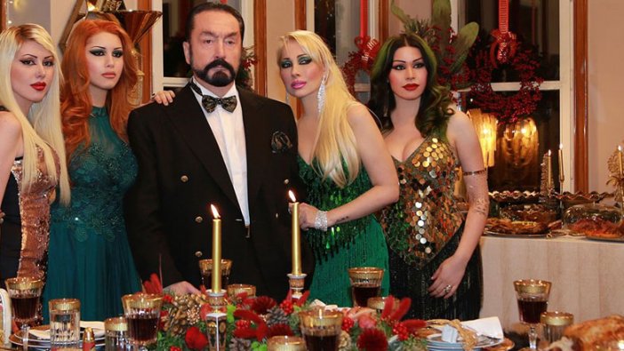 Adnan Oktar'ın evinden çıkanlar şoke etti! Ankara'da ele geçirildi