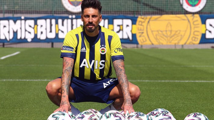 Fenerbahçe'yi para için mi tercih etti! Jose Sosa'dan flaş açıklamalar