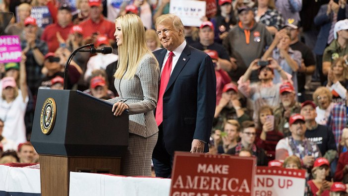 Ivanka Trump, babasının başkanlık seçim kampanyası için 35 milyon dolar topladı