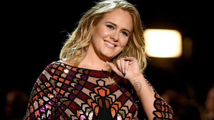 Adele'in yeni imajı o teklifi reddettirdi!