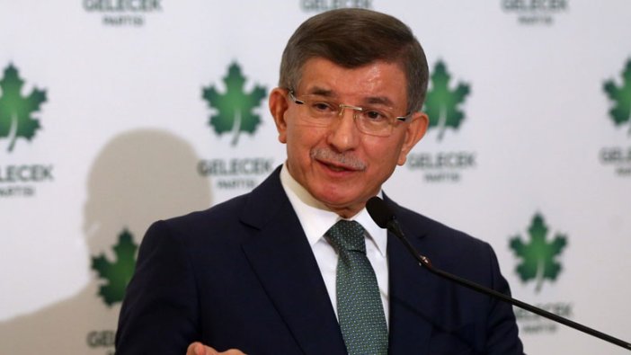 Ahmet Davutoğlu korona virüse yakalandı