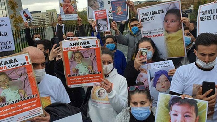 SMA hastası çocukların ailelerinden Sağlık Bakanlığı önünde eylem!