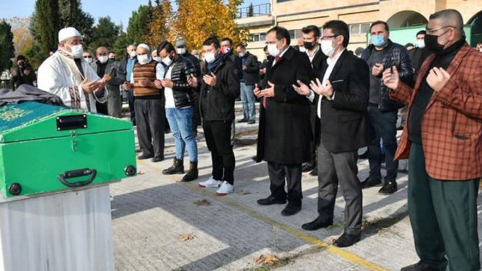 Karantinada olması gereken AKP'li Samsun Büyükşehir Belediye Başkanı Mustafa Demir gezmelere doyamadı