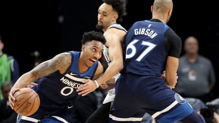 Timberwolves son saniyede kazandı