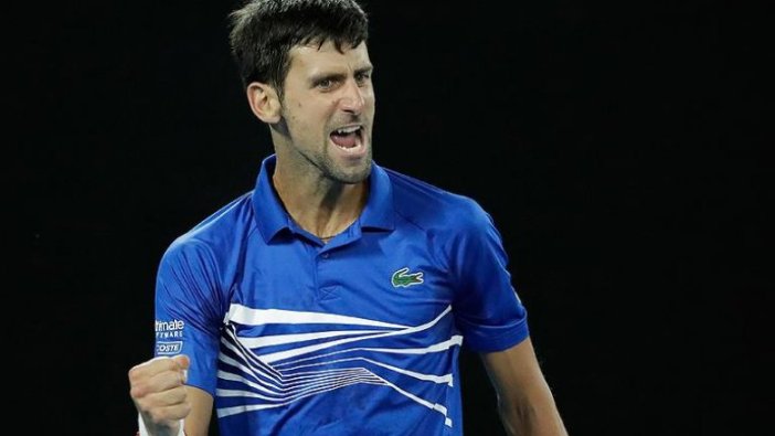 Djokovic 'klasik final'de zorlanmadı