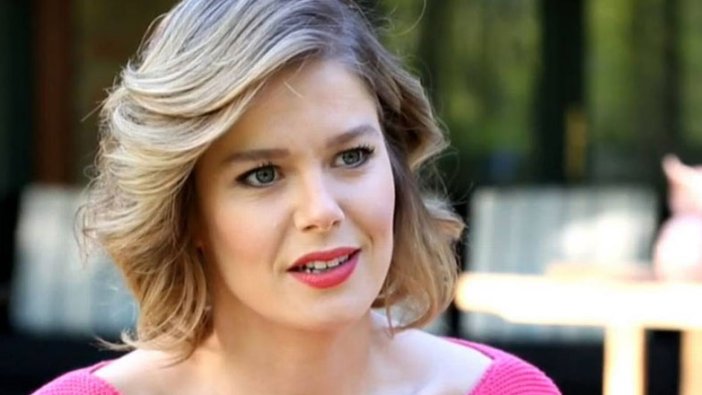 Burcu Biricik ile ilgili flaş iddia! Camdaki Kız isimli diziye mi geçiyor