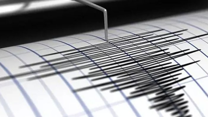 İzmir'de korkutan deprem!